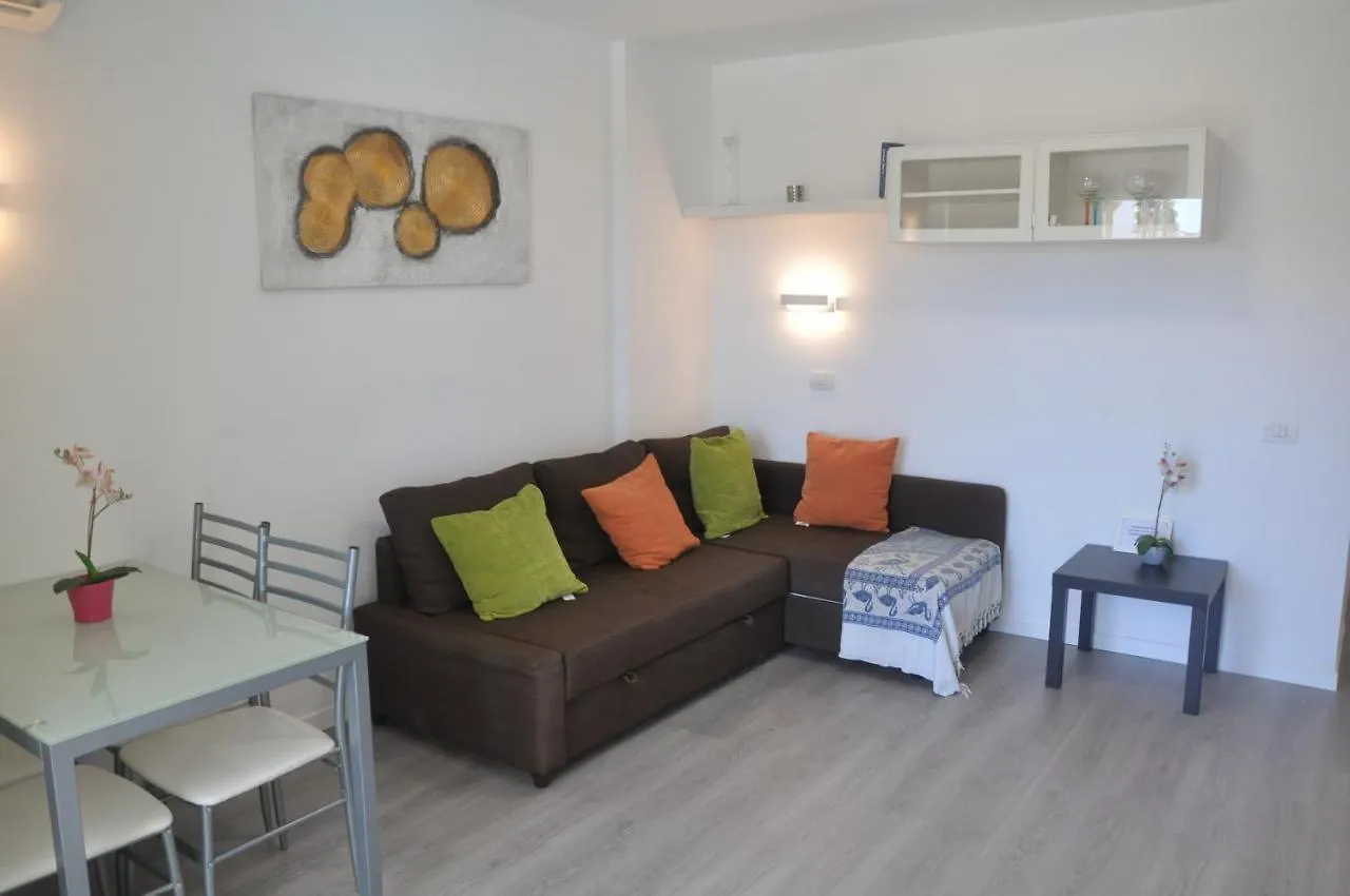 Nice Apartment 1210 In Central Area San Bartolomé