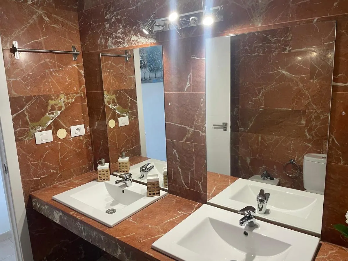 Nice Apartment 1210 In Central Area San Bartolomé