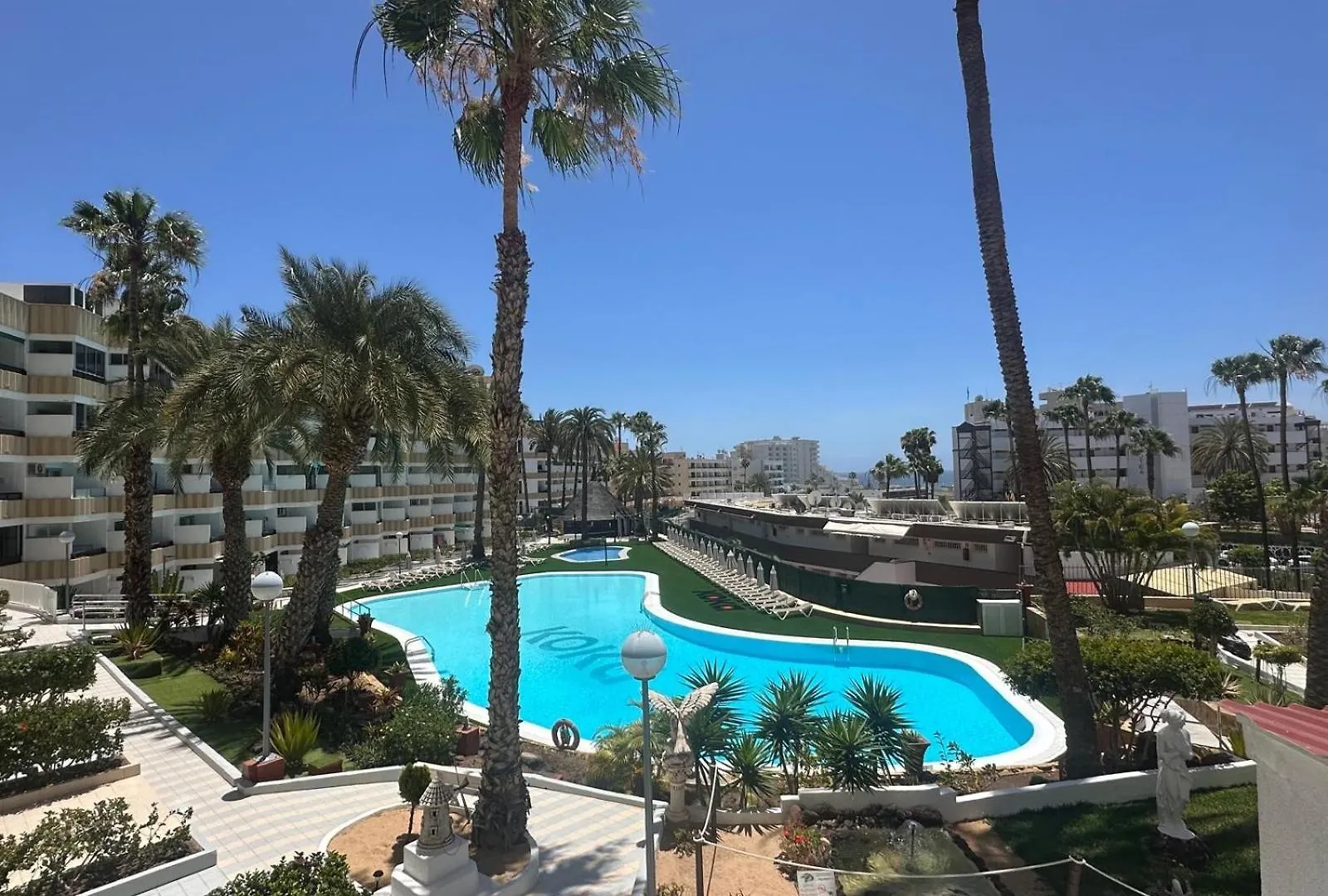 Nice Apartment 1210 In Central Area location